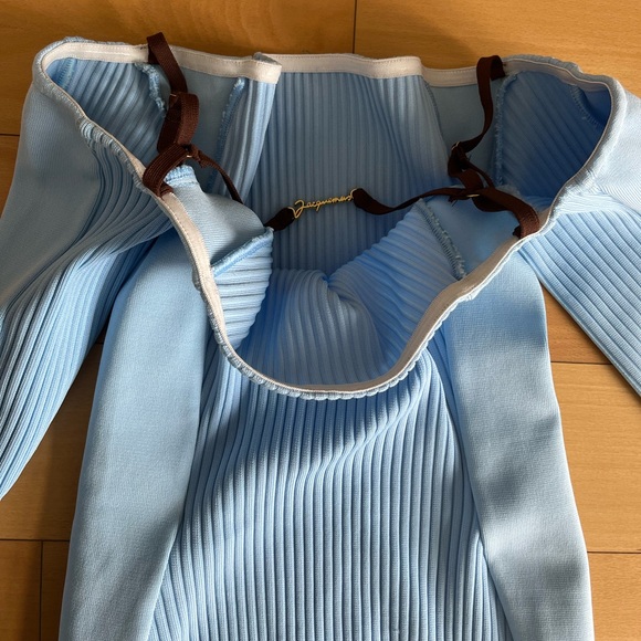 Jacquemus La Robe Sierra Dress- size small - Picture 2 of 9